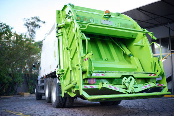 Best Yard Waste Removal  in Hudson, IA